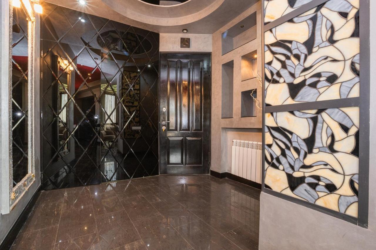 Stay Inn-Ararat View Apt Near Vernissage يريفان المظهر الخارجي الصورة