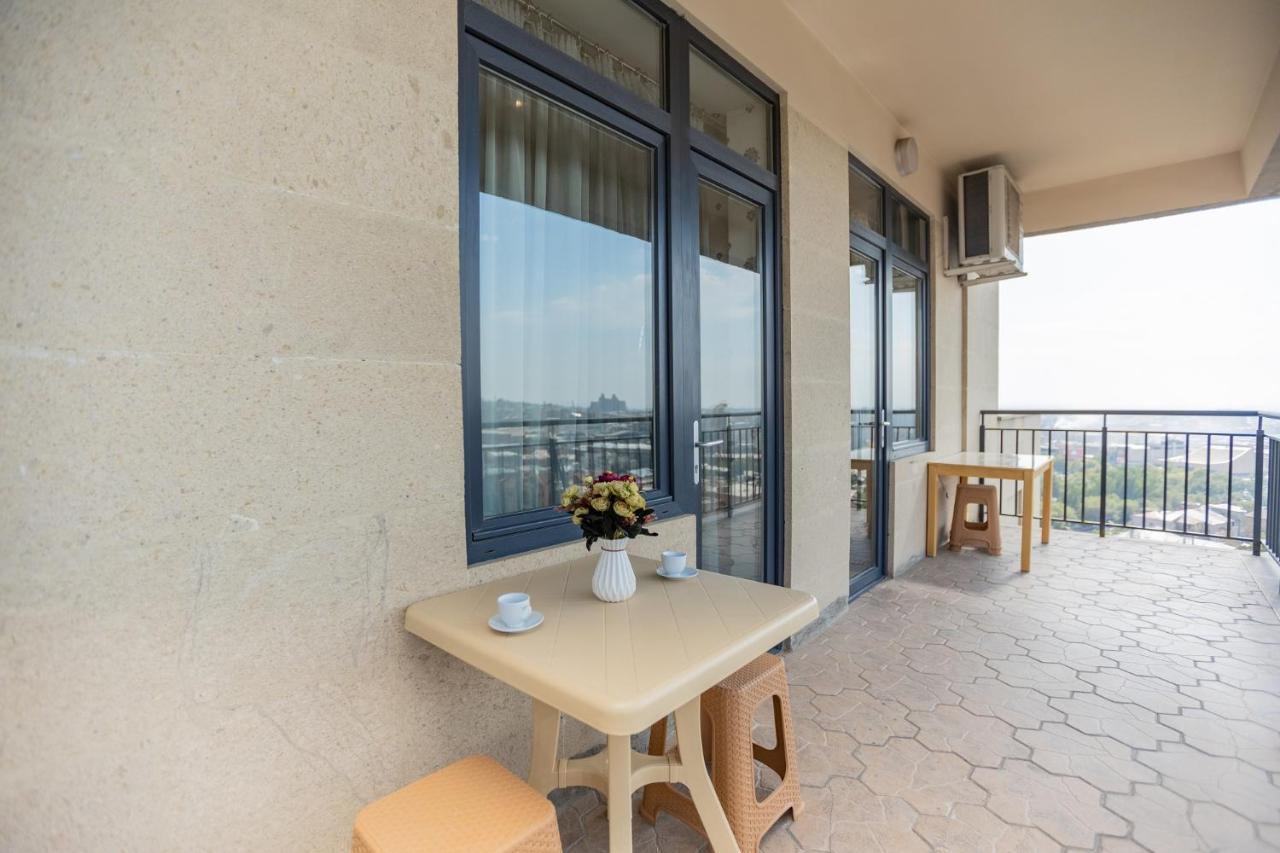 Stay Inn-Ararat View Apt Near Vernissage يريفان المظهر الخارجي الصورة