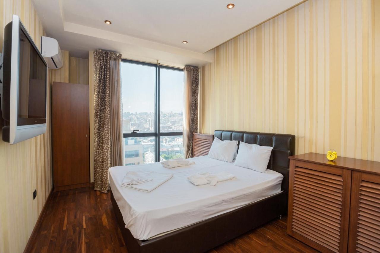 Stay Inn-Ararat View Apt Near Vernissage يريفان المظهر الخارجي الصورة